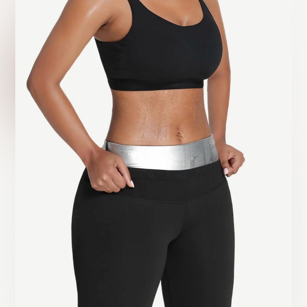 Thermo Leggings 

Color-Black

Size-Large